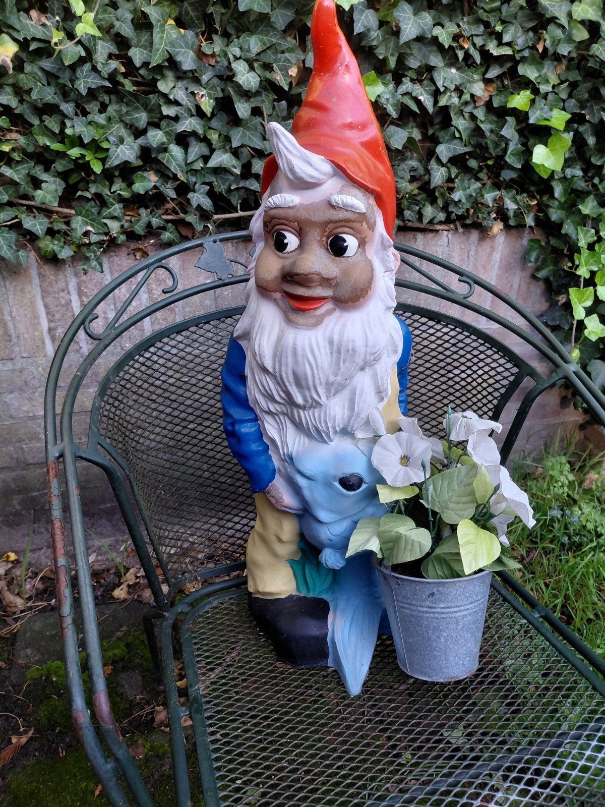 Grote Tuinkabouter met Vis en Bloemen, Ophalen of Verzenden, Gebruikt, Kunststof, Tuinkabouter