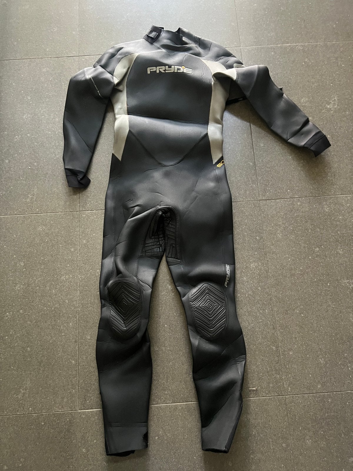 Winter neopreen kitesurf pak Neilpryde 5 nnn series Maat 50M, Watersport en Boten, Watersportkleding, Ophalen of Verzenden, Zo goed als nieuw