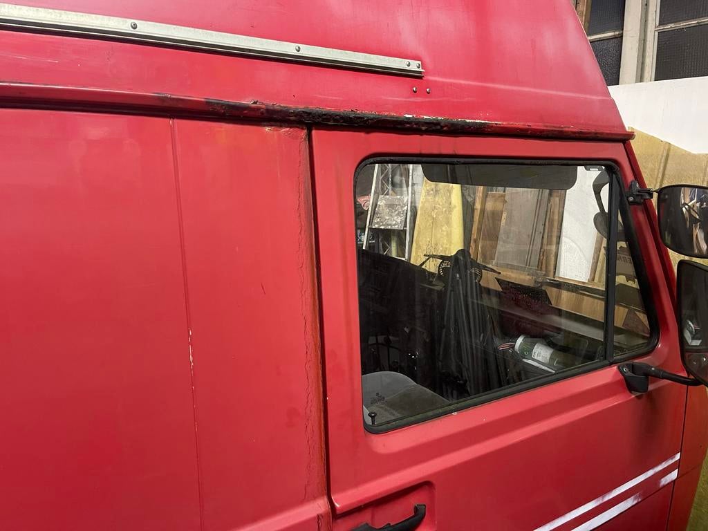Volkswagen LT40 camper 1990 Rood, Achterwielaandrijving, 74 pk, Overige carrosserieën, 2500 kg