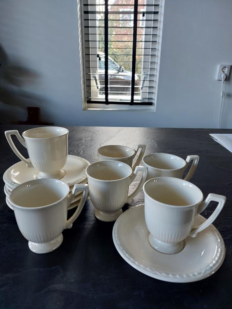 Recamier Royal Creamware kop en schotels 6 stuks ongebruikt, Antiek en Kunst, Ophalen of Verzenden