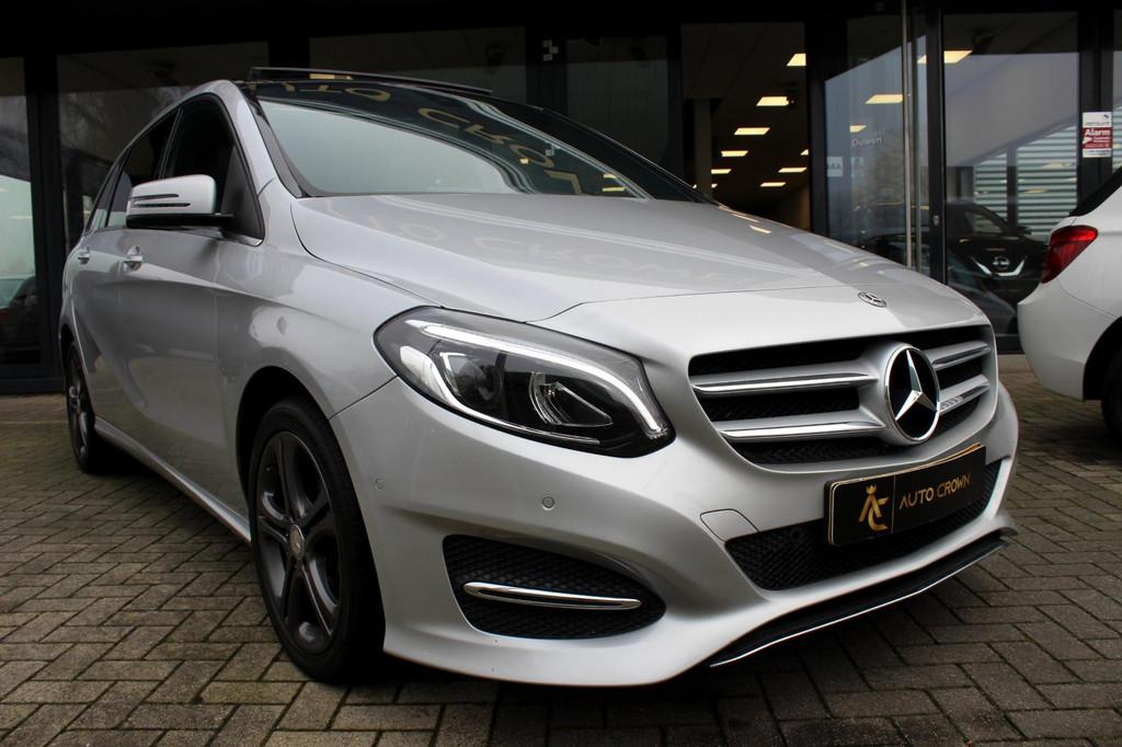 Mercedes-Benz B-klasse 180 Ambition AUT. Pano Schuifdak Stoe, 1325 kg, Gebruikt, Euro 6, 4 cilinders
