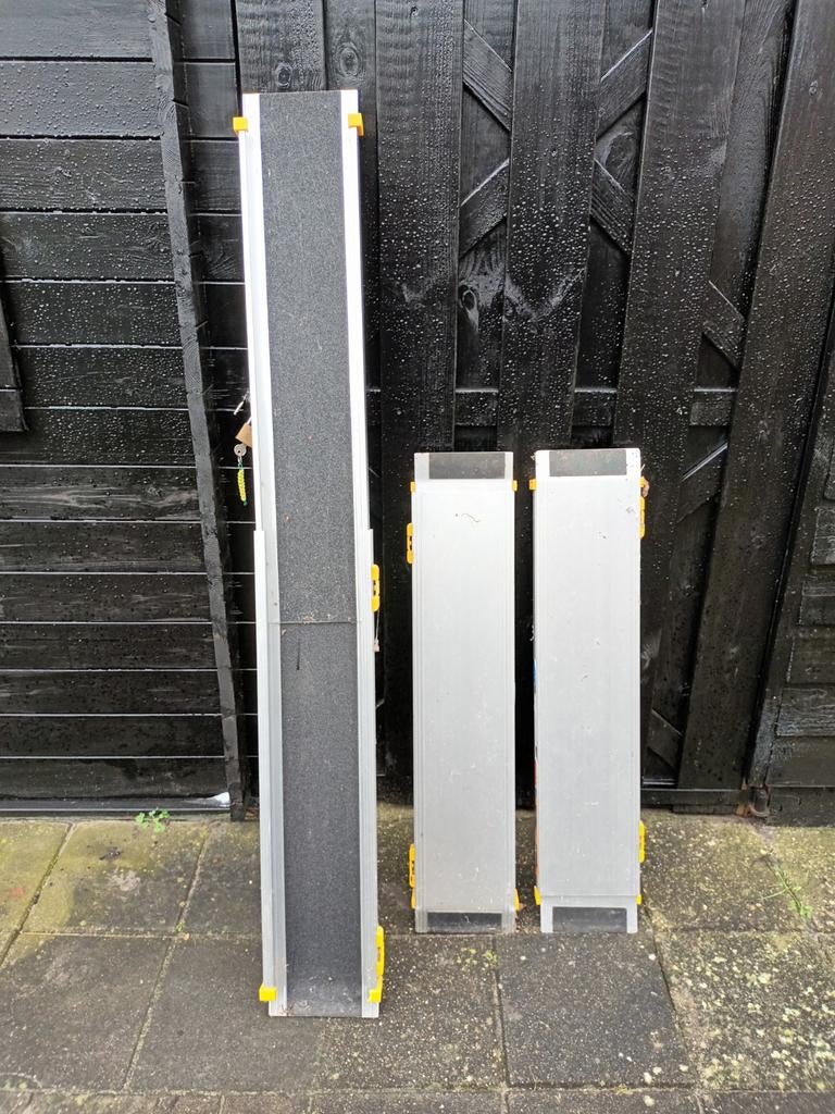 Stevige alu oprijplaten, Ophalen