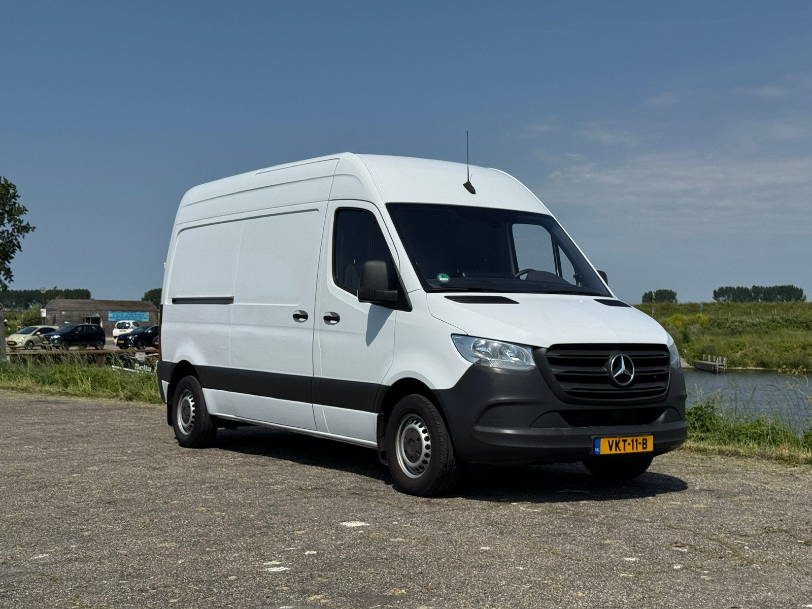 Mercedes Sprinter, Ophalen