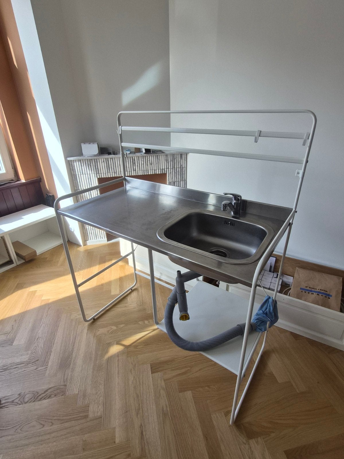 Ikea sunnersta tijdelijke keuken, Ophalen
