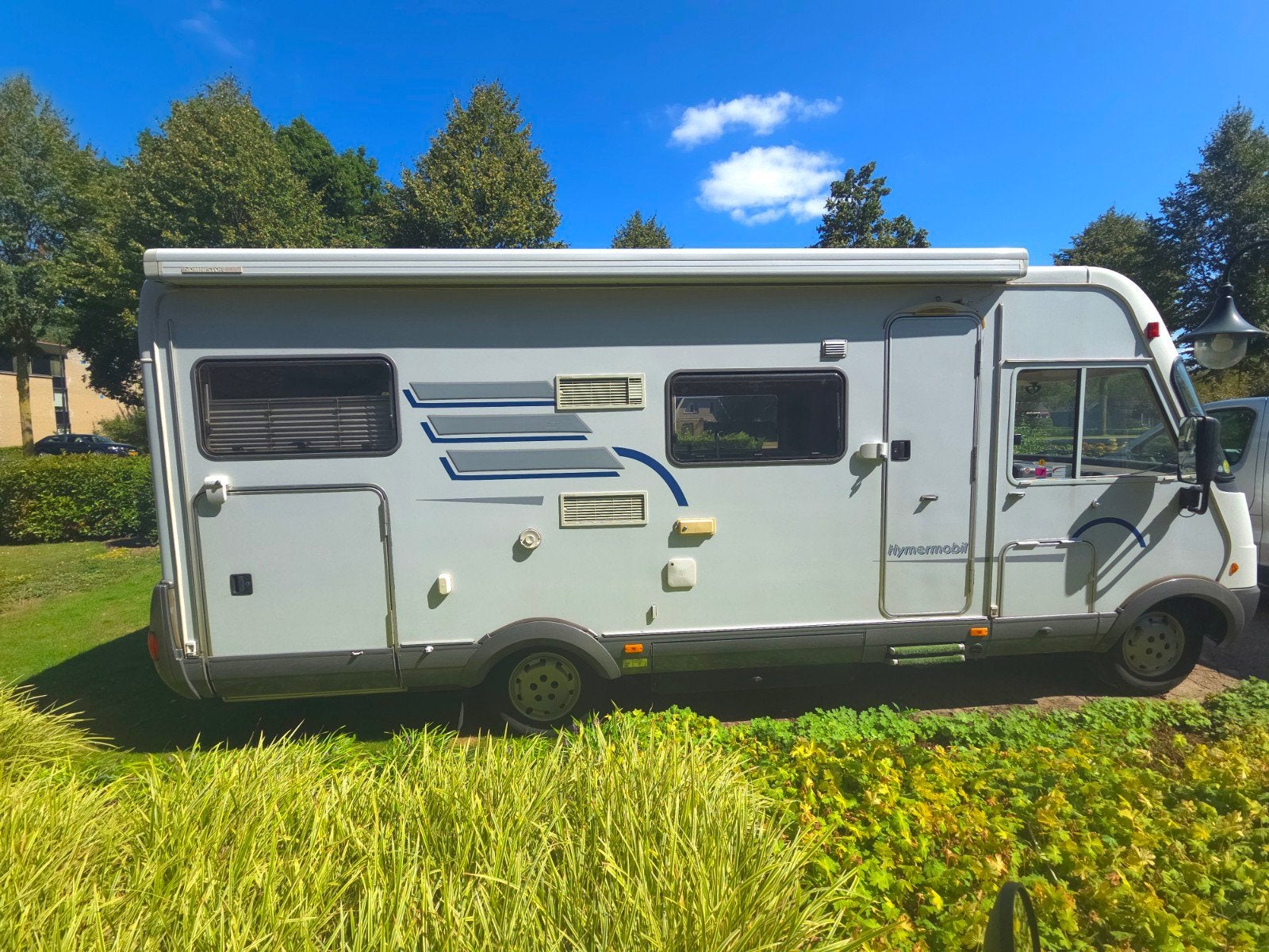 Hymer B644 Camper met zonnepaneel en XL garage, Integraal, Chemisch toilet, Ringverwarming, Particulier