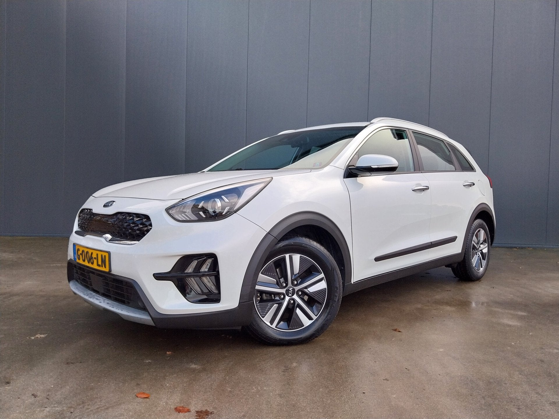 Kia Niro 1.6 GDi Hybrid ExecutiveLine CAMERA ADAPT CRUISE AP, Gebruikt, Euro 6, Wit, Origineel Nederlands
