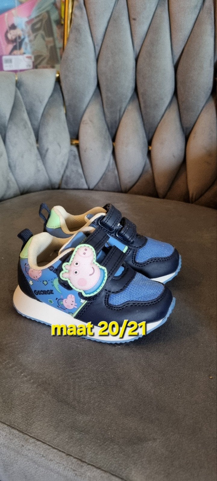 Nieuwe Peppa Pig George kinderschoenen maat 20/21, Schoenen, Nieuw, Ophalen of Verzenden, Jongen