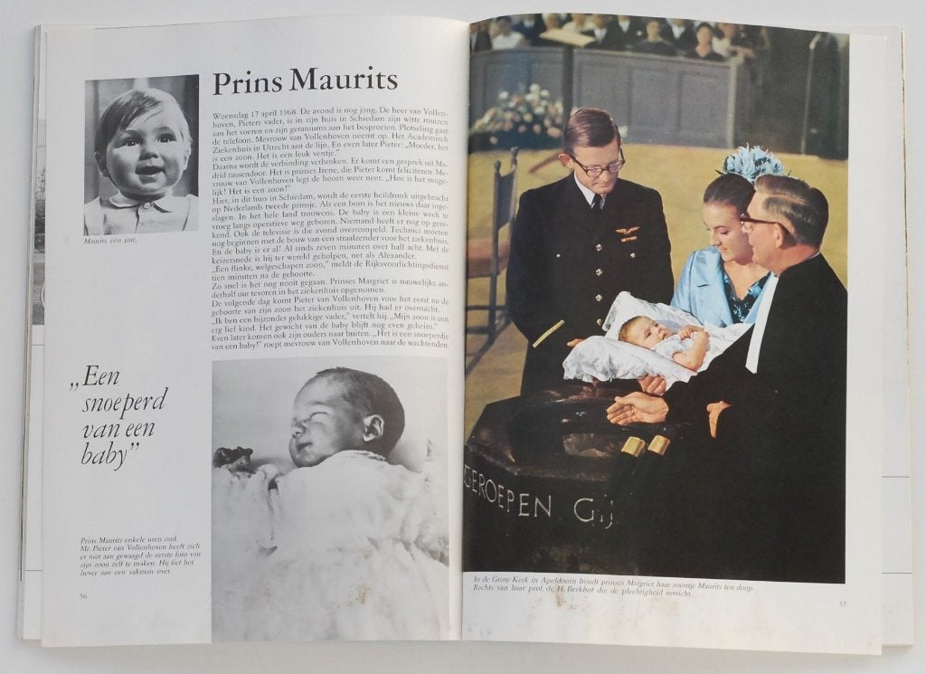 De vier moeders van Soestdijk - Koninklijk Huis jaren 70, Verzamelen, Koninklijk Huis en Royalty, Gebruikt, Onbekend, Ophalen of Verzenden