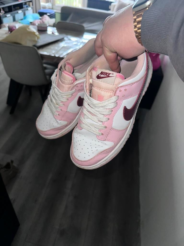 Nike sneakers maat 39, Ophalen of Verzenden, Roze, Sneakers of Gympen, Zo goed als nieuw
