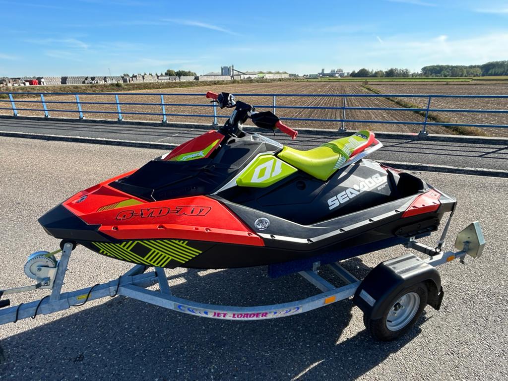Seadoo Spark Trixx 2020 met IBR, VTS en Jet Loader Trailer, Ophalen, Gebruikt, Benzine, 70 tot 120 pk