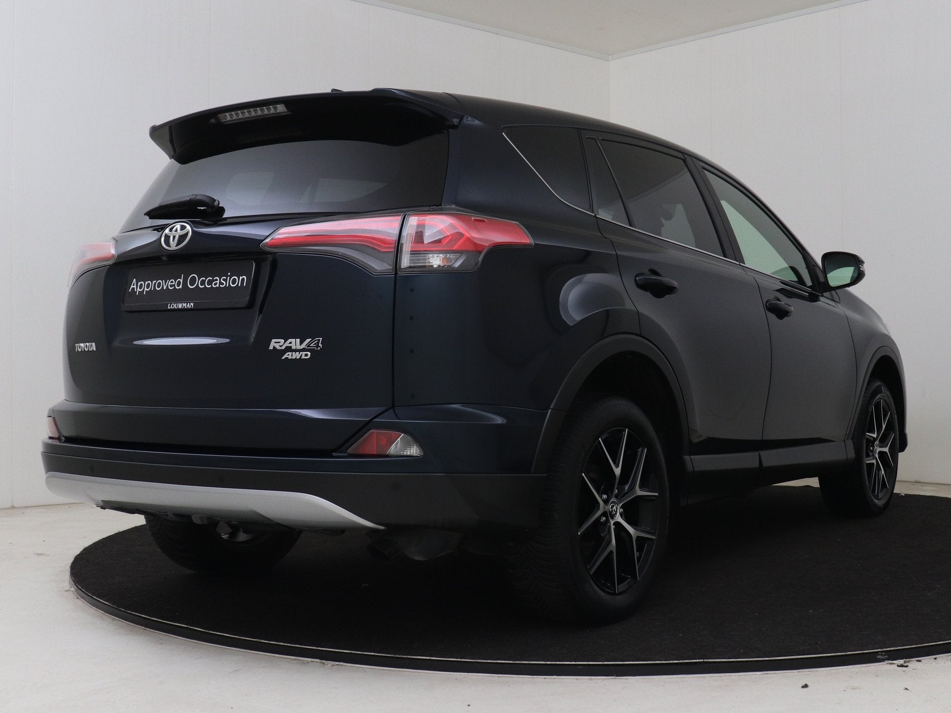 Toyota RAV4 2.0 VVT-i AWD Style | 2000KG trekgewicht Mogelij, 15 km/l, Gebruikt, 4 cilinders, Blauw