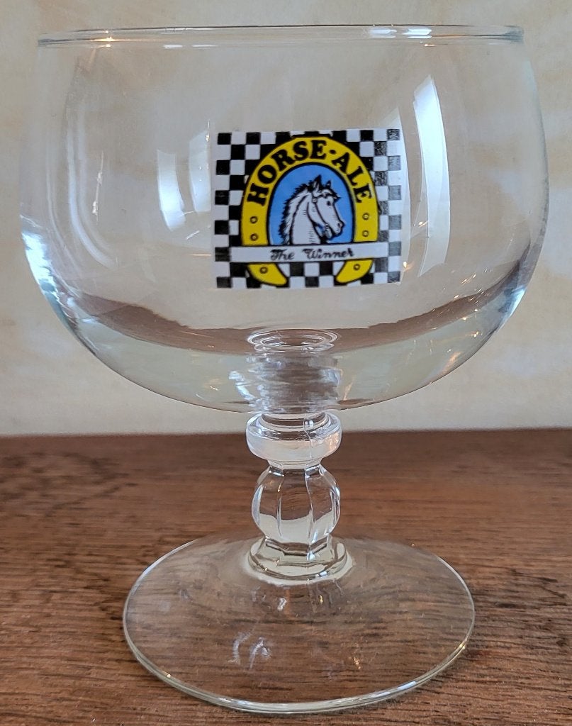 HORSE-ALE The Winner Kelkglas 25 cl jaren 60 **ALS NIEUW**, Ophalen of Verzenden, Zo goed als nieuw, Glas of Glazen, Overige merken