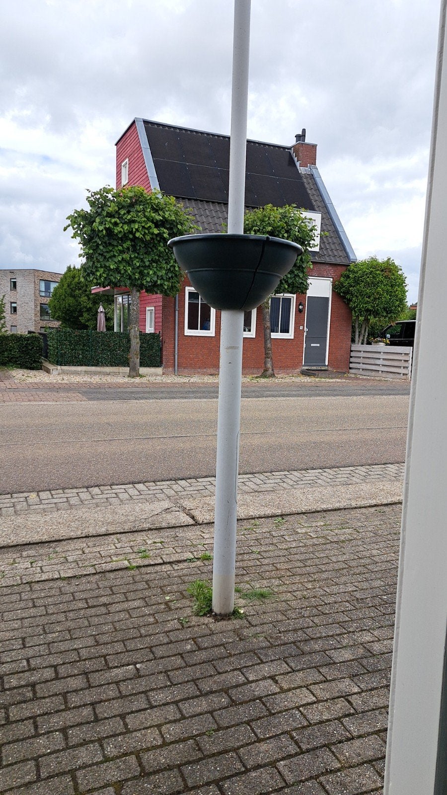 Professionele lantaarnpaal bloembak 65cm met beugel, Tuin en Terras, Bloembakken en Plantenbakken, Gebruikt, Kunststof, Balkon