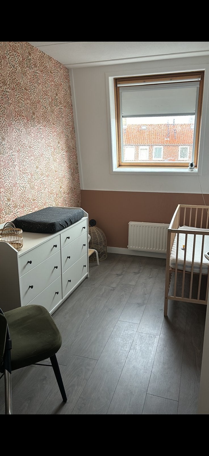 Prachtige commode / dressoir ikea Hauga, Nieuw, 100 cm of meer, Opstaande rand, Commode