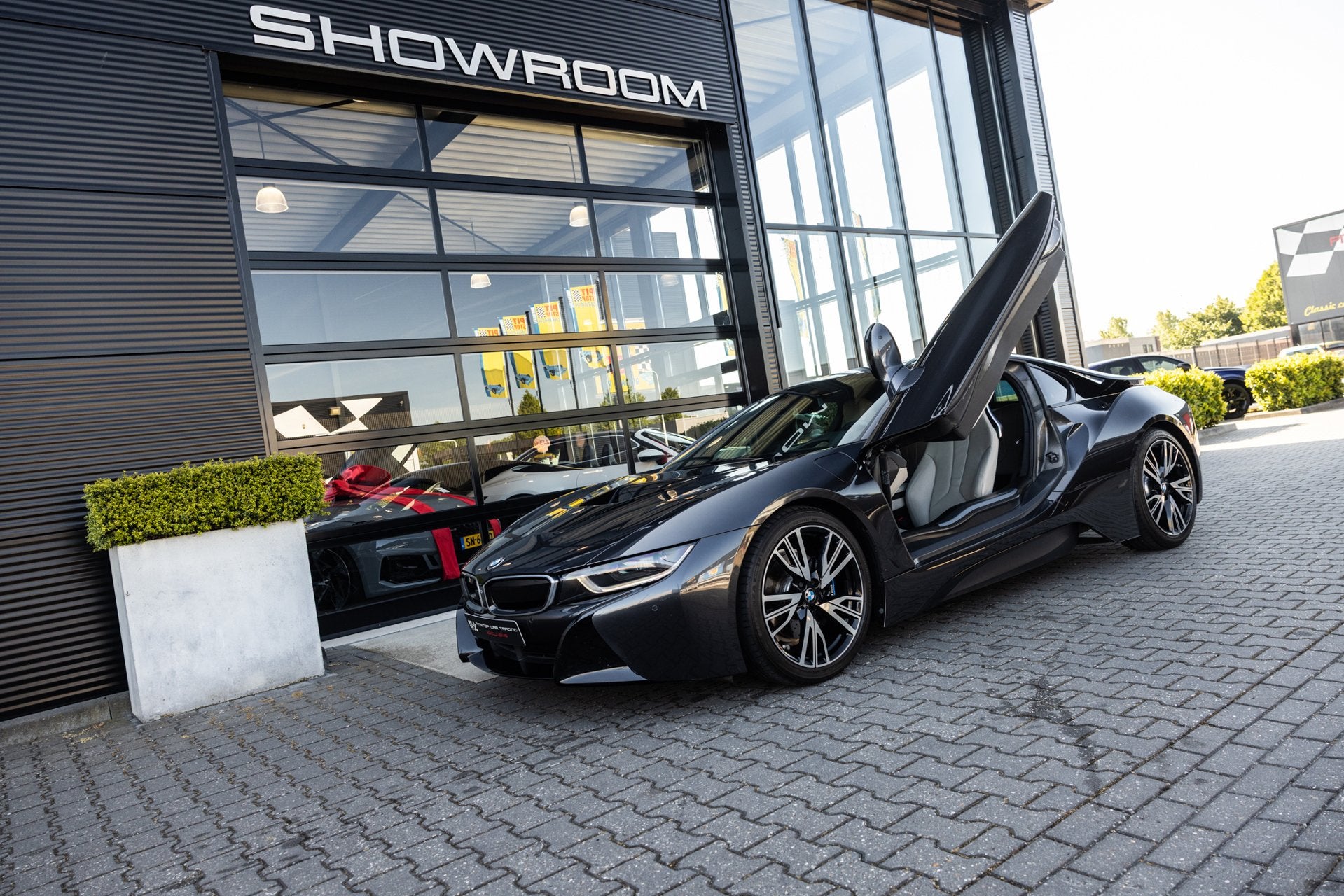BMW I8 1.5 First Edition, *NL Auto* Sportremmen, Hi-Fi-, Sha, Automaat, Gebruikt, Vierwielaandrijving, Hybride Elektrisch/Benzine