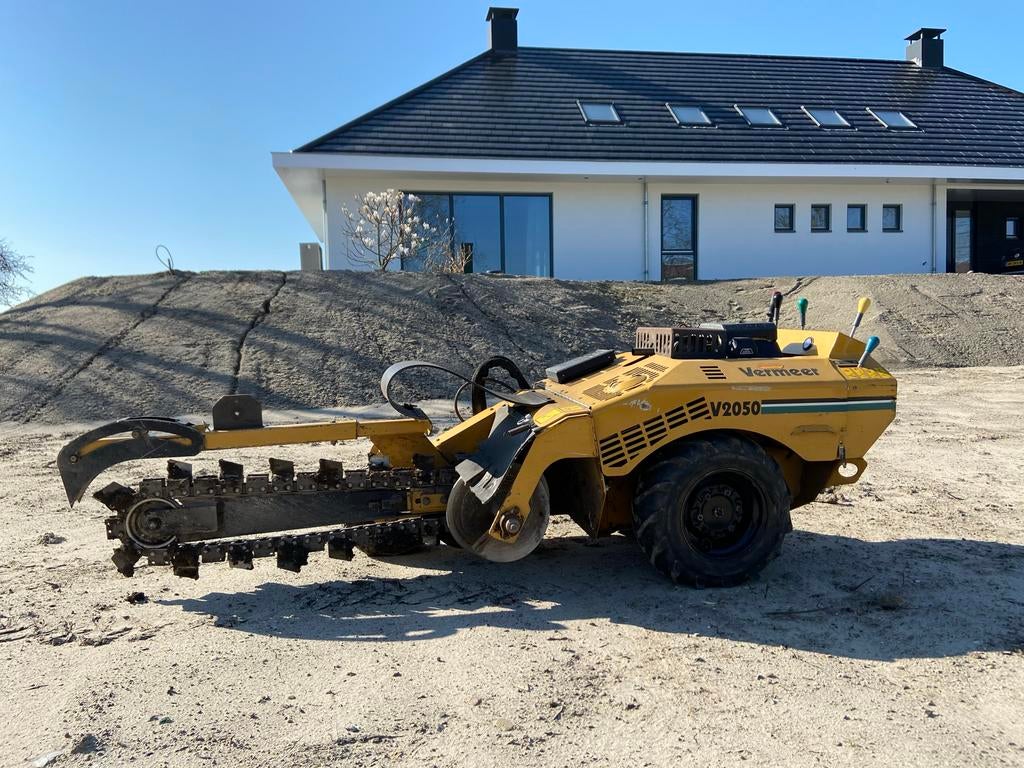 Vermeer V2050 Sleuvengraver - Zeer goede staat, Zakelijke goederen, Ophalen, Graafmachine