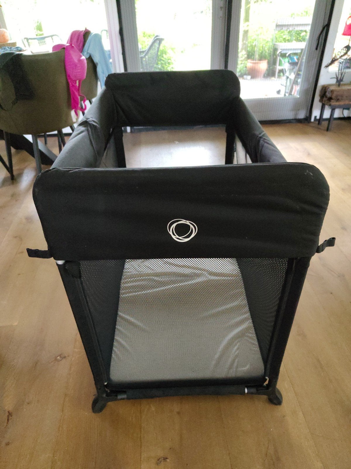 Bugaboo Stardust Reiswieg campingbedje - Staat in 2 seconden, Ophalen, Gebruikt, Rechthoekig