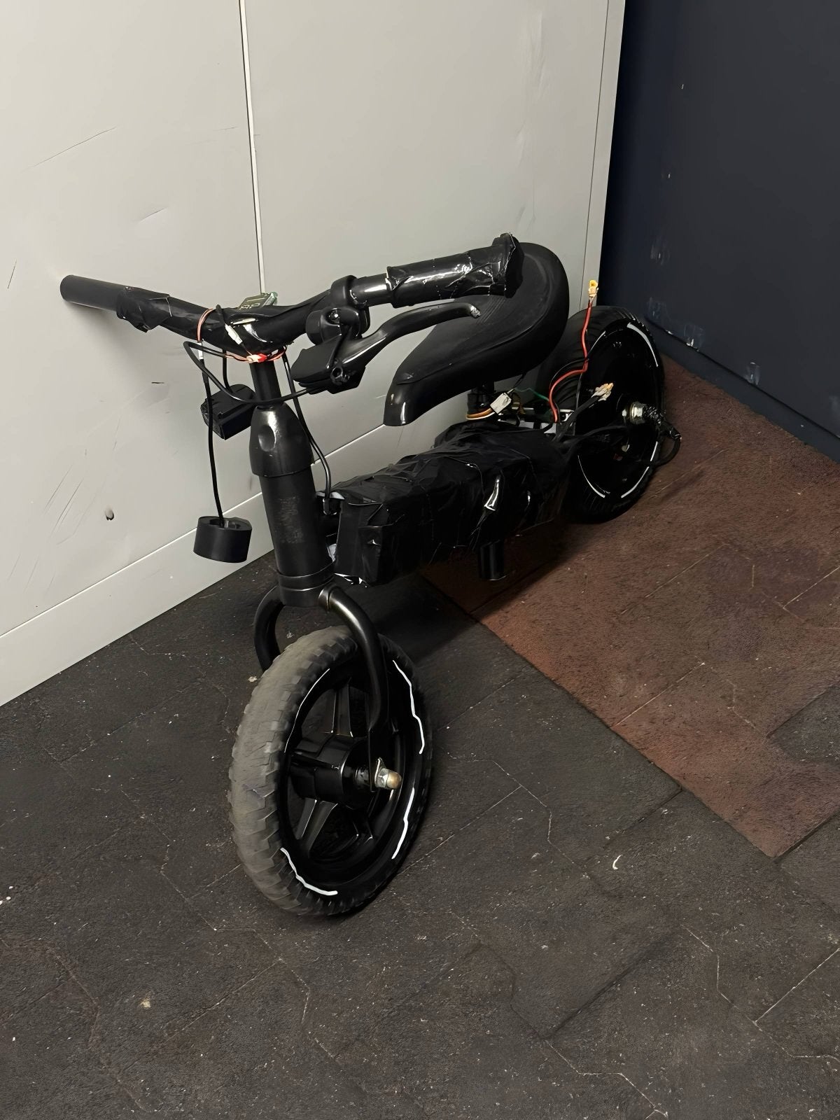 Mini surron motor defect ook te ruil, Ophalen of Verzenden, Gebruikt, Elektrische step (E-scooter)