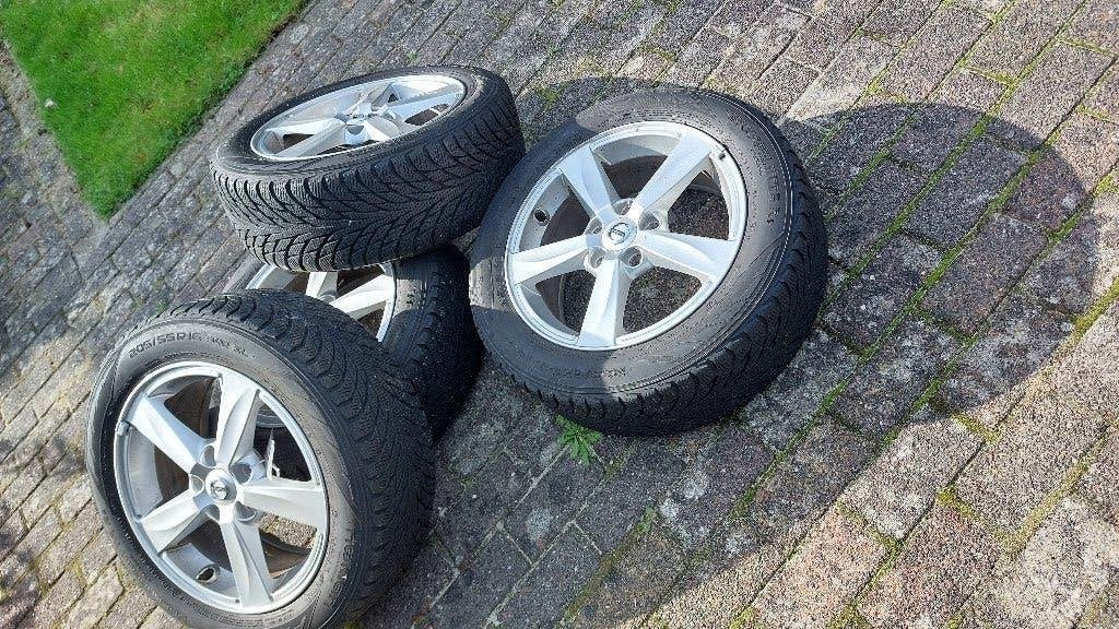 winterwielen voor Volvo V40, Ophalen, Gebruikt, 16 inch, Banden en Velgen