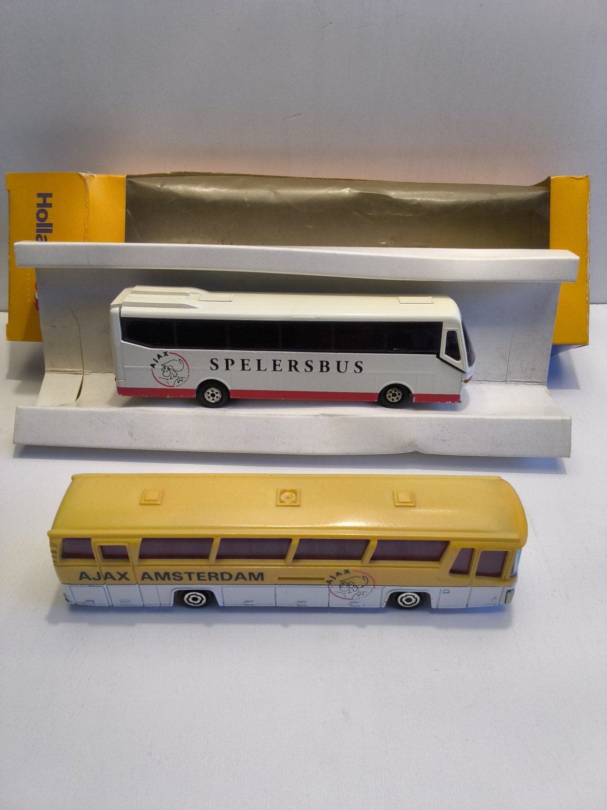 Majorett autobus, Ophalen of Verzenden