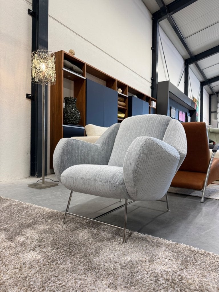 Nieuw Leolux Anton Fauteuil grijs stof design stoel, Huis en Inrichting, Fauteuils, Leolux, Info@leolux.nl, Nieuw, 75 tot 100 cm