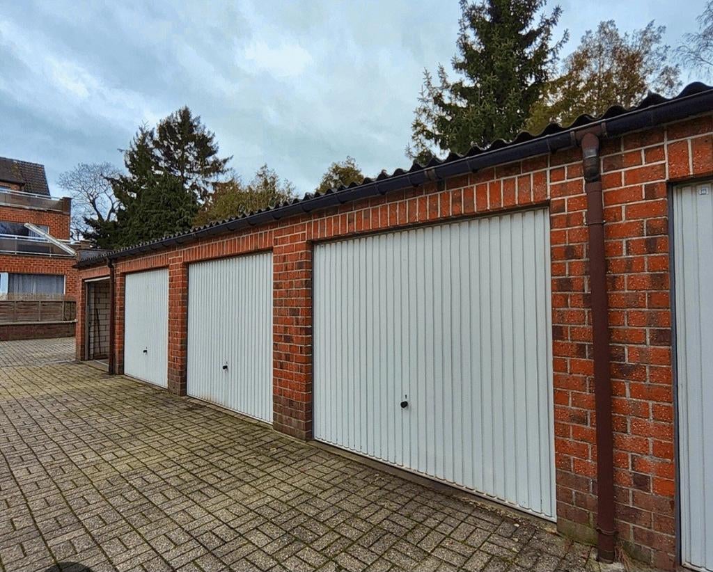 Garagebox, Ophalen of Verzenden