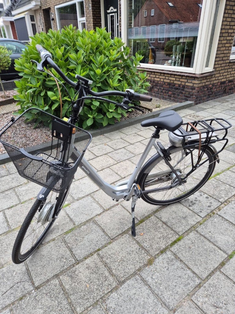 Sparta  was een elektrische fiets met lage instap nu normaal, Ophalen, Sparta, Gebruikt, (Extra) lage instap