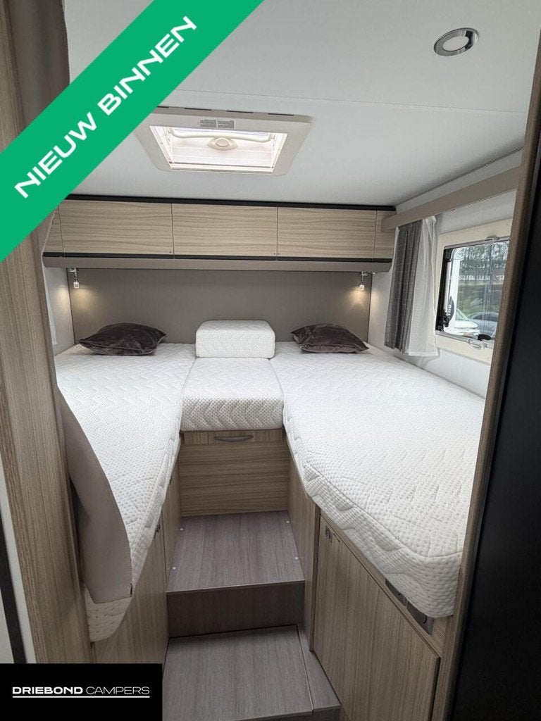 Adria Compact DL Automaat 180PK 2X Airco Lithium Zonnepanele, Caravans en Kamperen, Campers, Automaat, 6 tot 7 meter, Bedrijf