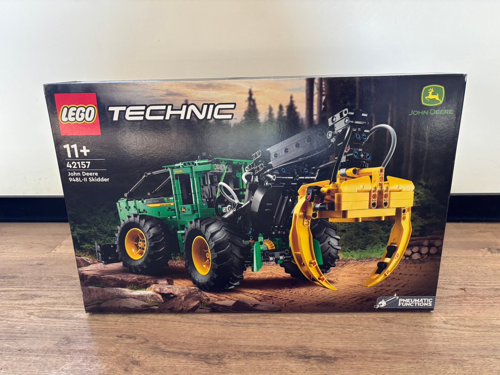 NIEUW! Lego Technic 42157 John Deere 984L-II Skidder