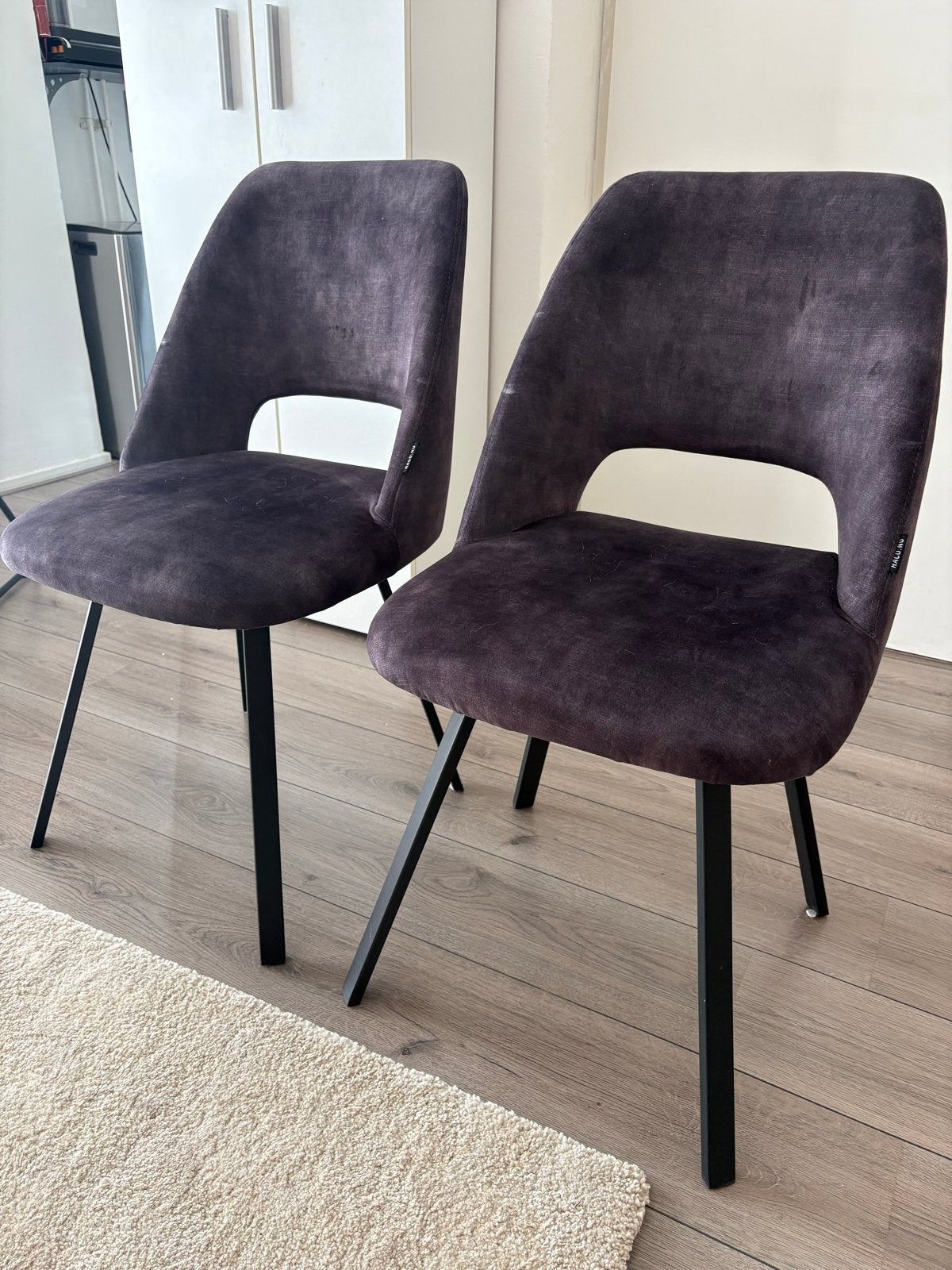 Set van 2 donkergrijze fluwelen eetkamerstoelen, Ophalen, Gebruikt, Twee, Overige kleuren