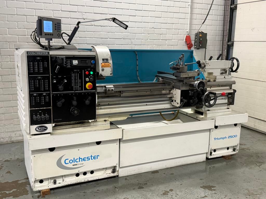 Colchester Triumph 2500 Conventionele Draaibank, Doe-het-zelf en Verbouw, Ophalen, Info@dimatech.nl, Gebruikt, 1000 mm of meer