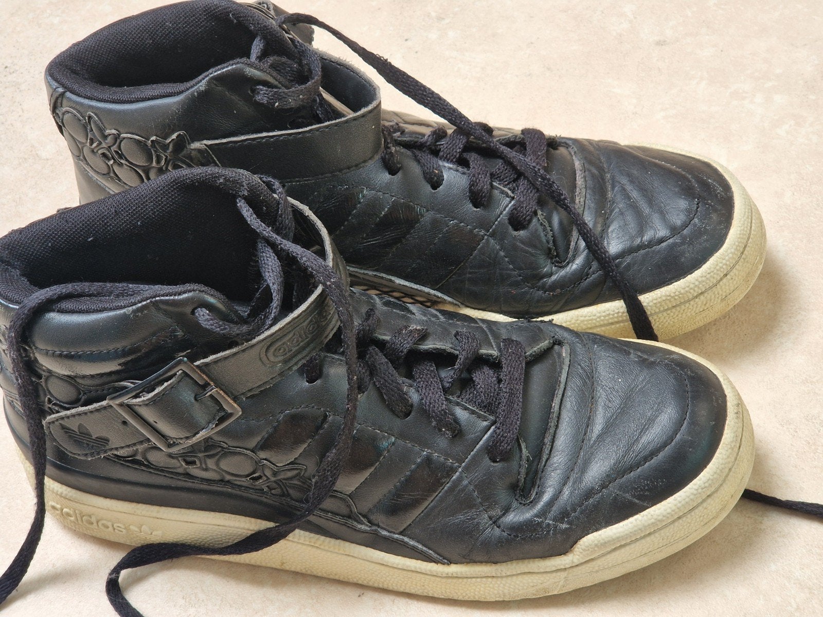 Adidas Forum Mid sneakers zwart maat 41 1/3, Adidas, Zwart, Ophalen of Verzenden, Sneakers of Gympen