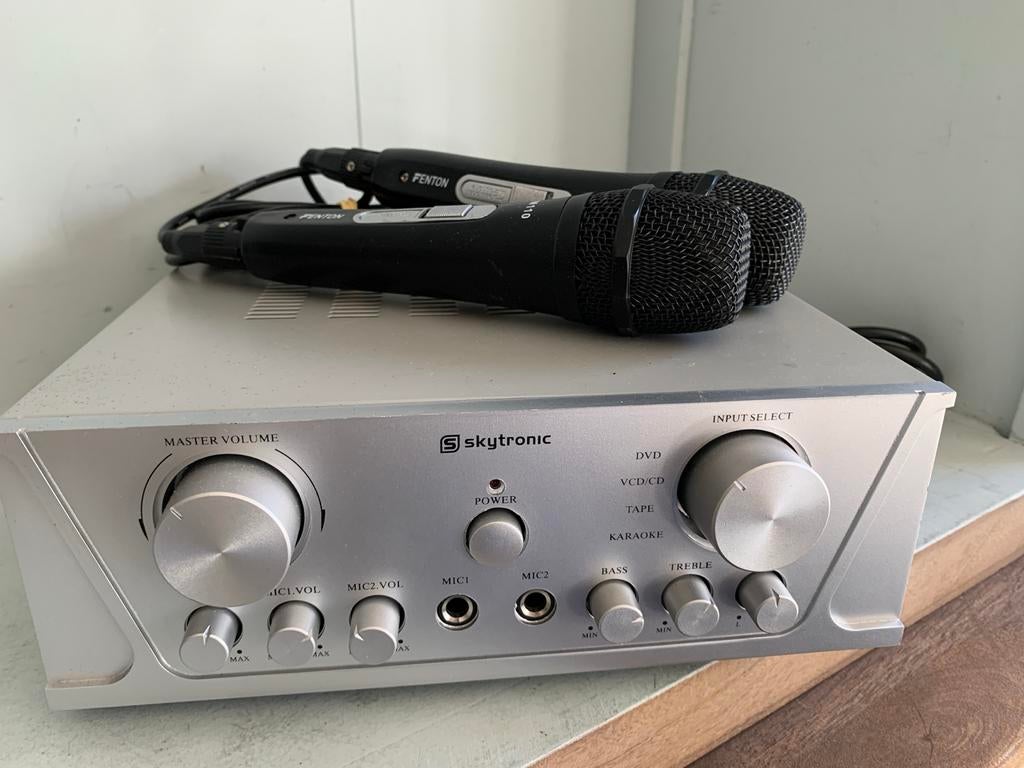 Skytronic Versterker met Fenton Microfoons - Karaoke Set, Ophalen of Verzenden, Gebruikt, Complete set