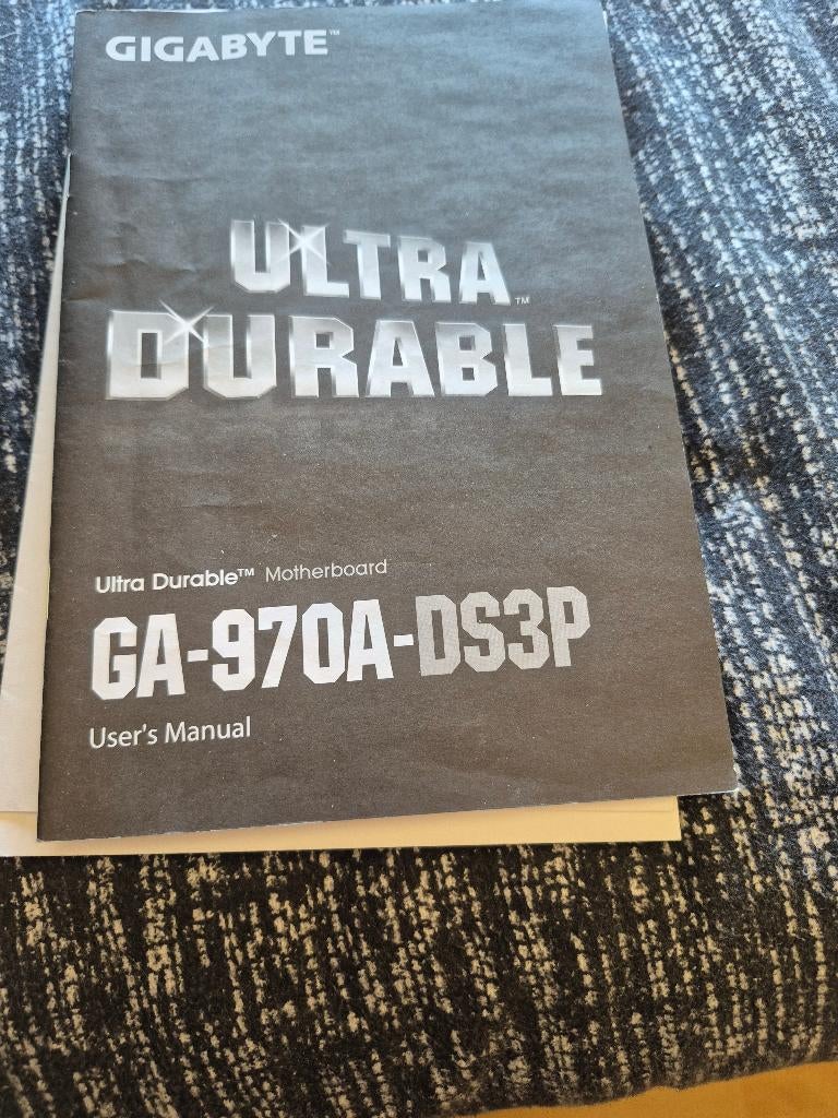gigabyte am3+  met fx proc, Socket AM3+, DDR3, Ophalen of Verzenden, Zo goed als nieuw