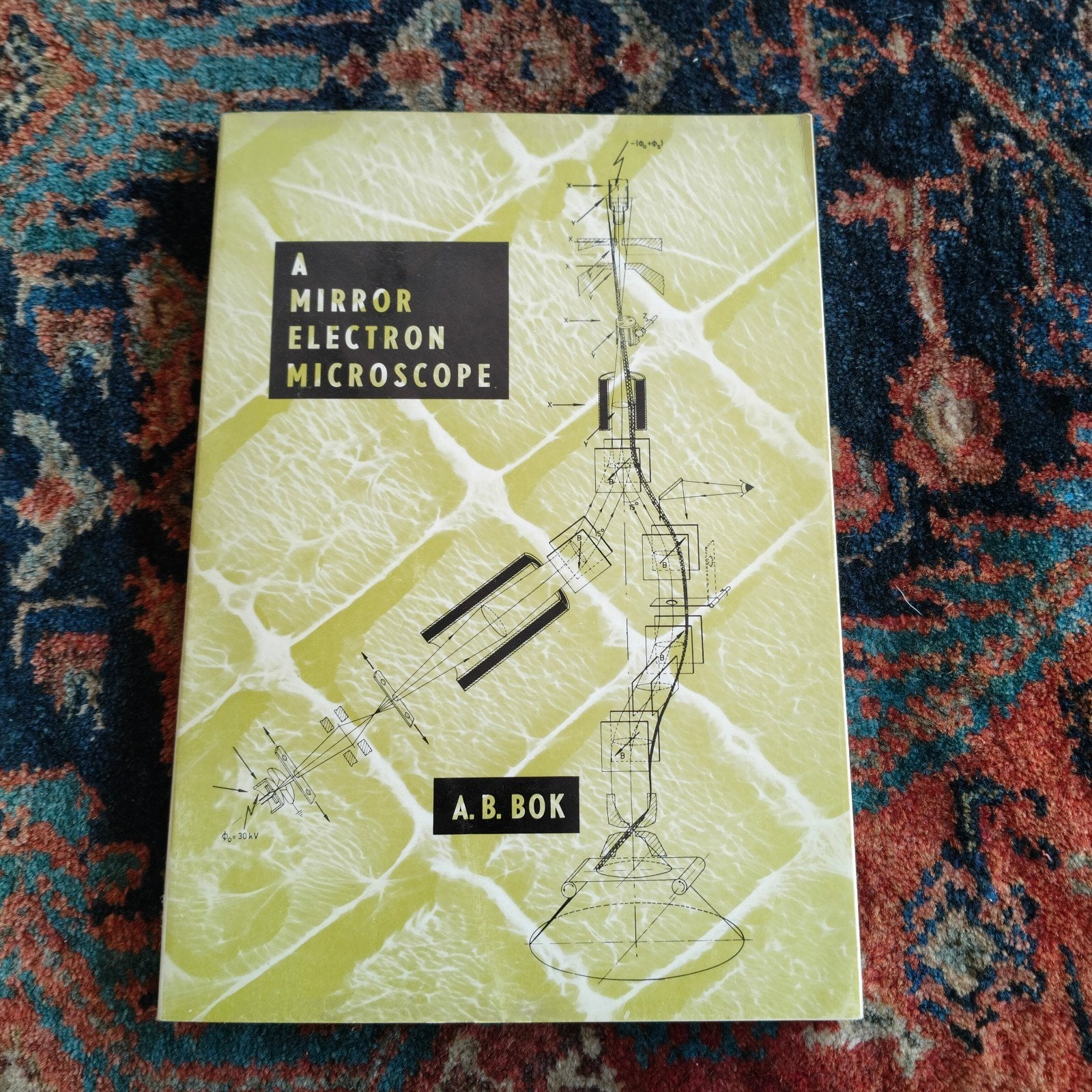 A Mirror Electron Microscope - Proefschrift A.B. Bok, Ophalen of Verzenden, Gelezen, Elektrotechniek, A.B. Bok
