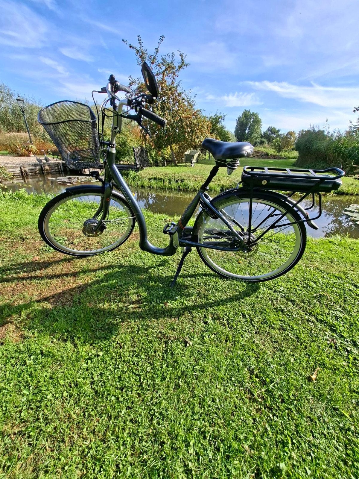 Stella Nantes elektrische fiets met extra lage instap, Fietsen en Brommers, Zo goed als nieuw, 47 tot 51 cm, 50 km per accu of meer