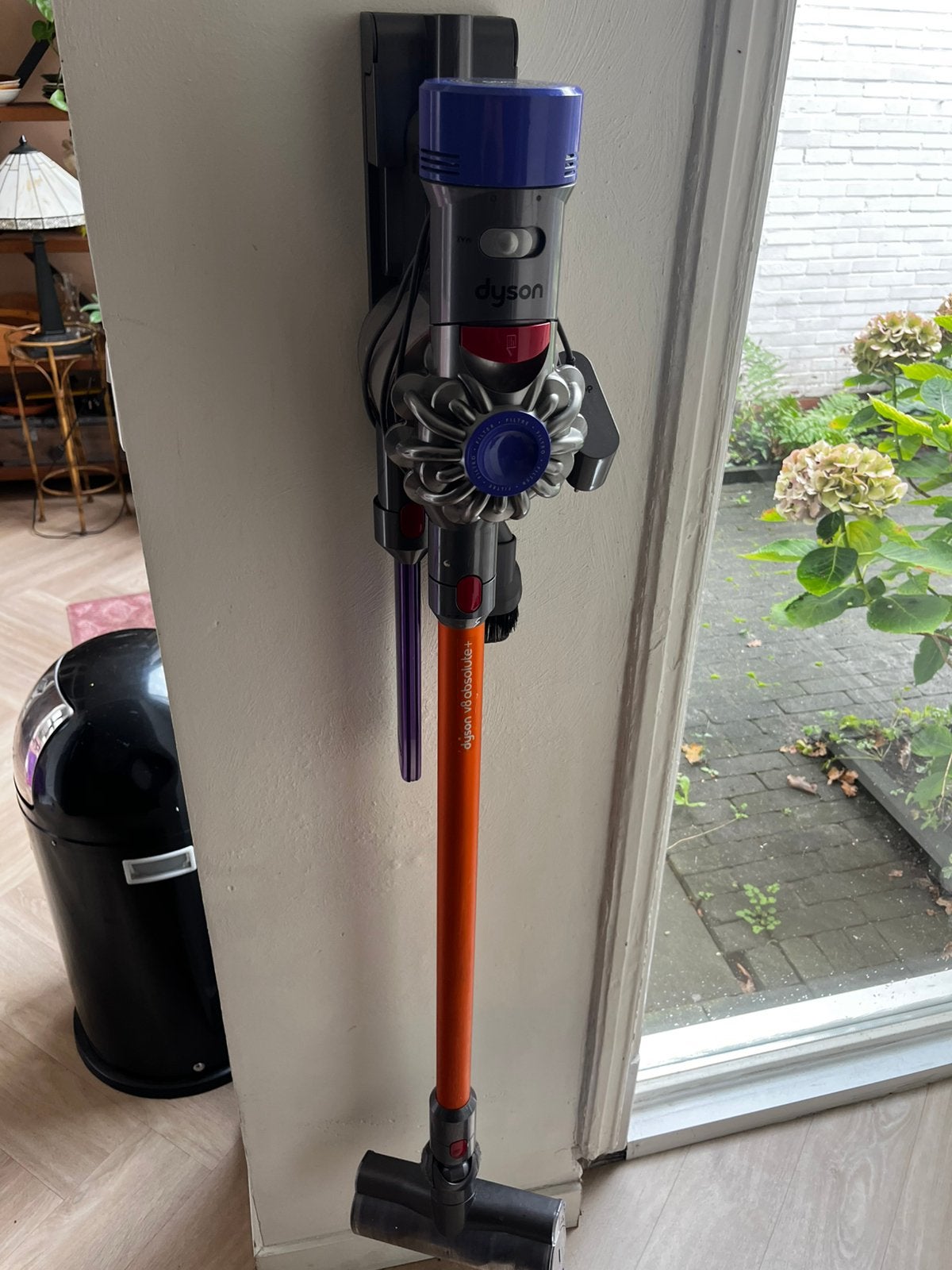 Dyson V8 absolute+, Ophalen, Gebruikt, Dyson