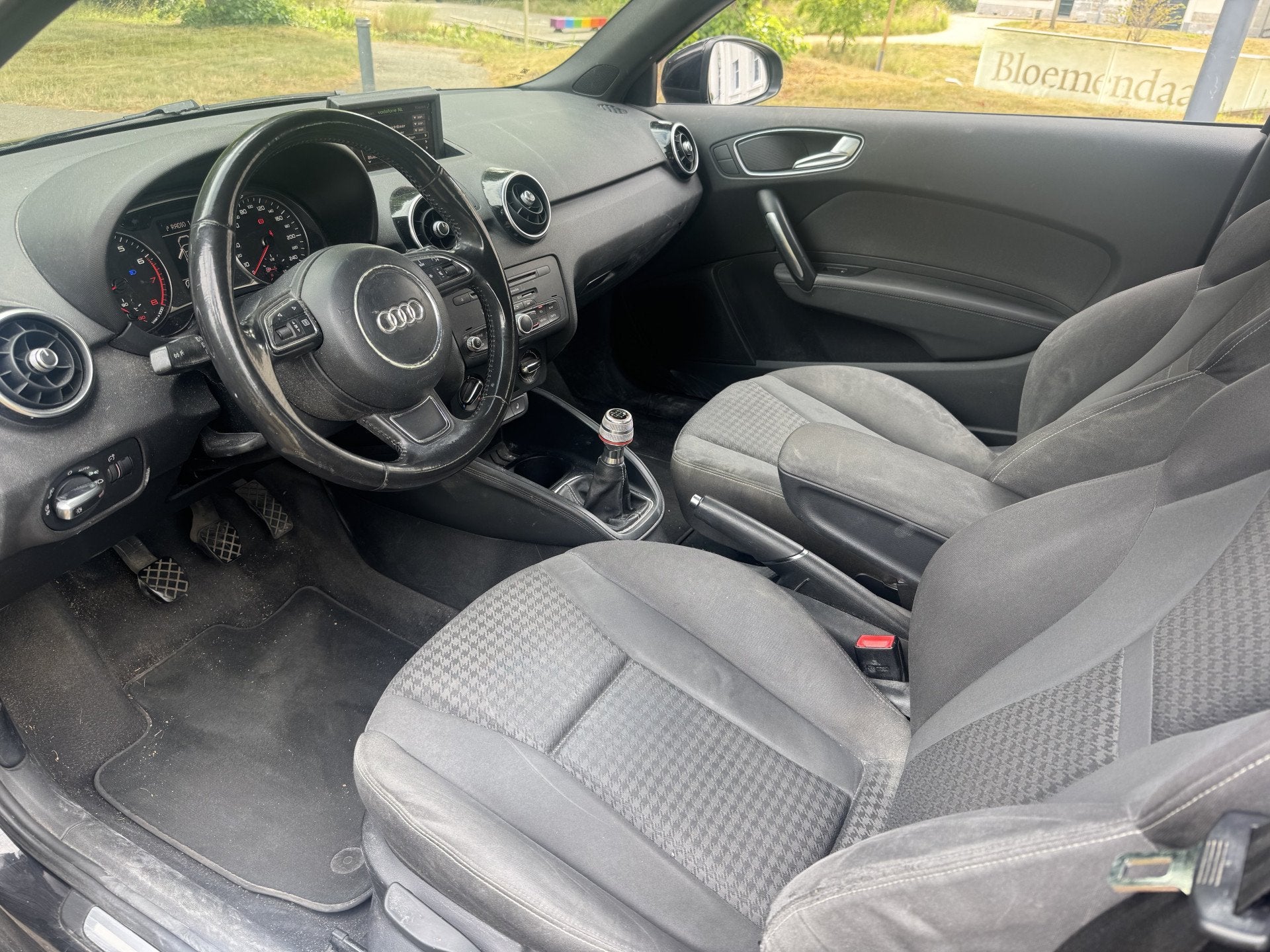 Audi A1 1.4 TFSI S-LINE 2 TONE, AIRCO (bj 2010), Auto's, Audi, Voorwielaandrijving, Euro 5, 4 stoelen, Handgeschakeld