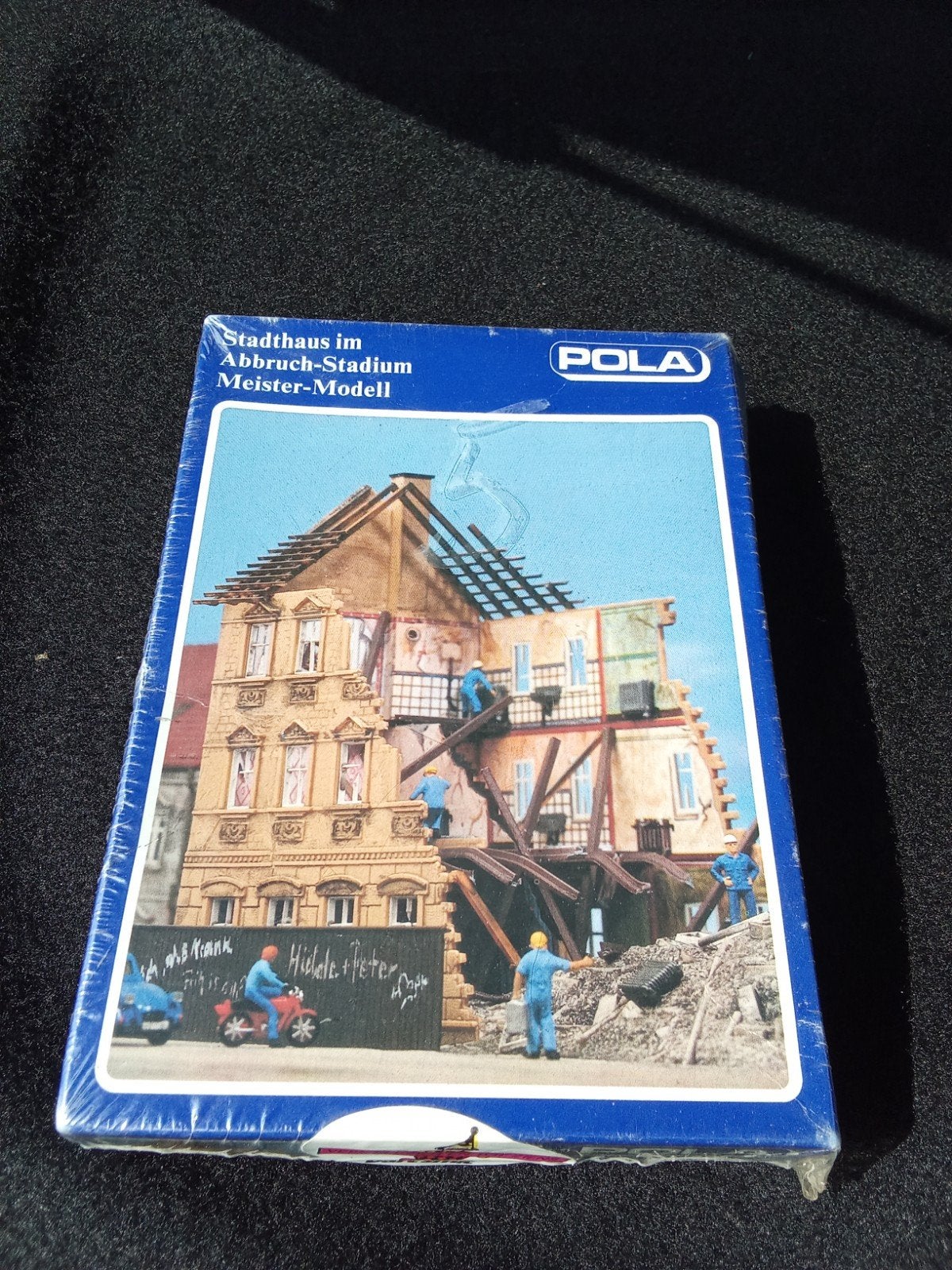 Pola Stadthaus im Abbruch-Stadium Meister-Modell, Overige merken, Nieuw, Ophalen of Verzenden, Groter dan 1:32