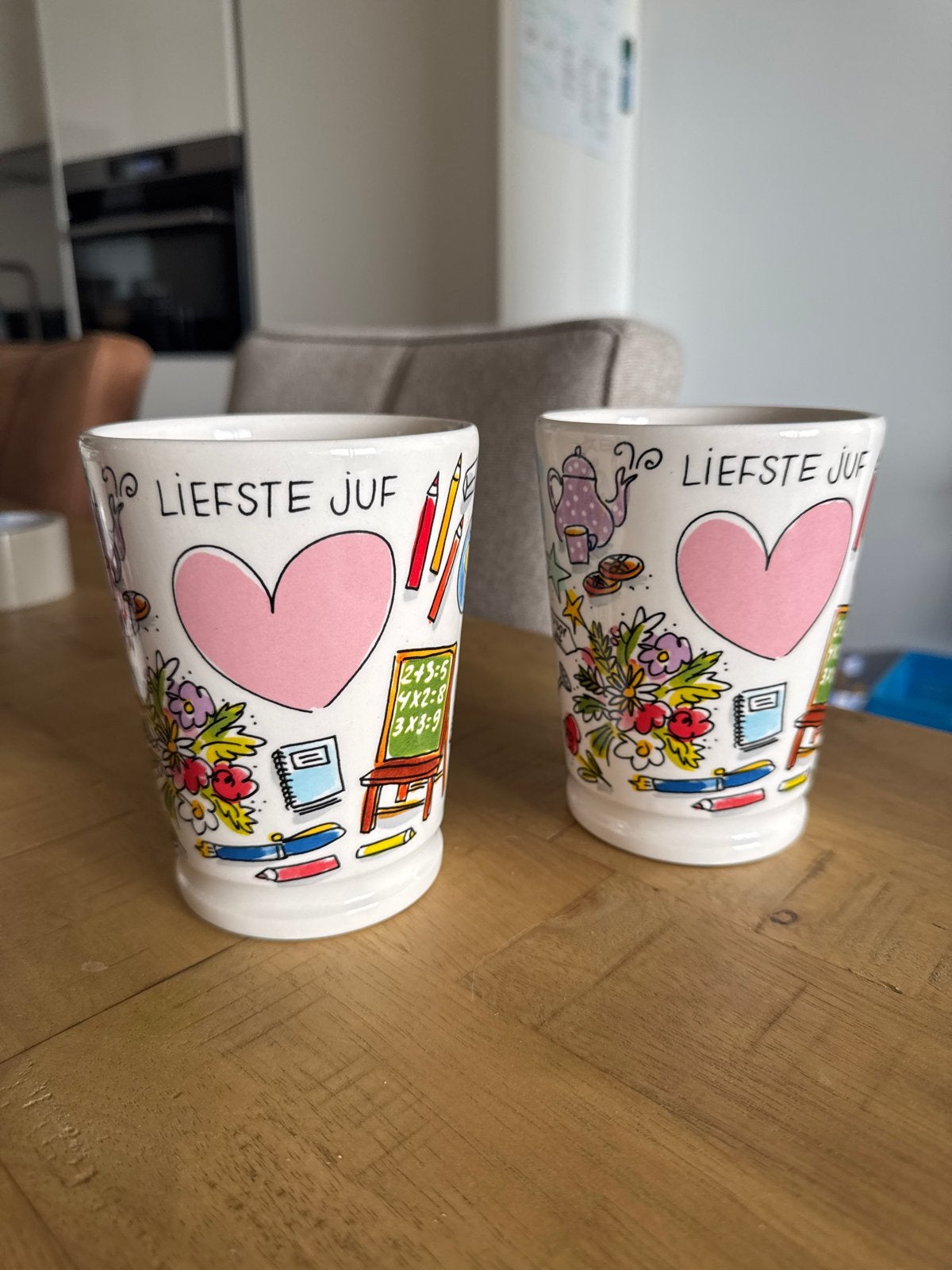 Blond Amsterdam Bekers Liefste Juf - Zo goed als nieuw, Huis en Inrichting, Overige typen, Zo goed als nieuw, Steen/keramiek, Meerkleurig