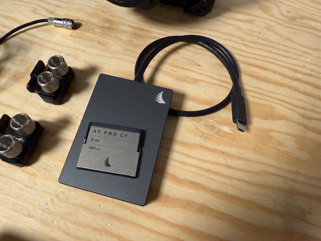 AV PRO CF 1TB CompactFlash Geheugenkaart, Ophalen, Angelbird, 1 TB of meer, Geschikt voor 8k video