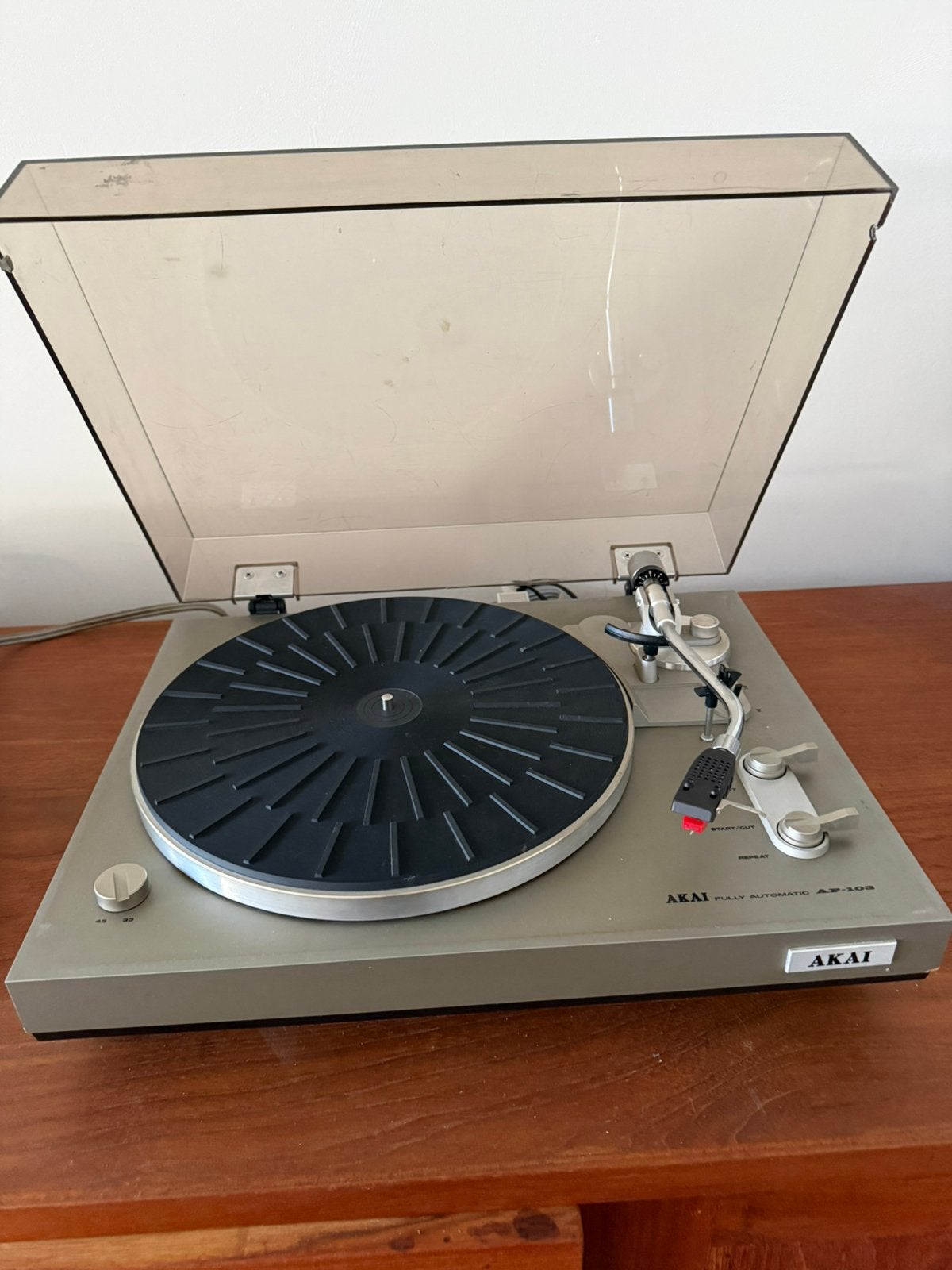 Akai AP-103 platenspeler, Audio, Tv en Foto, Ophalen of Verzenden, Zo goed als nieuw, Platenspeler, Akai