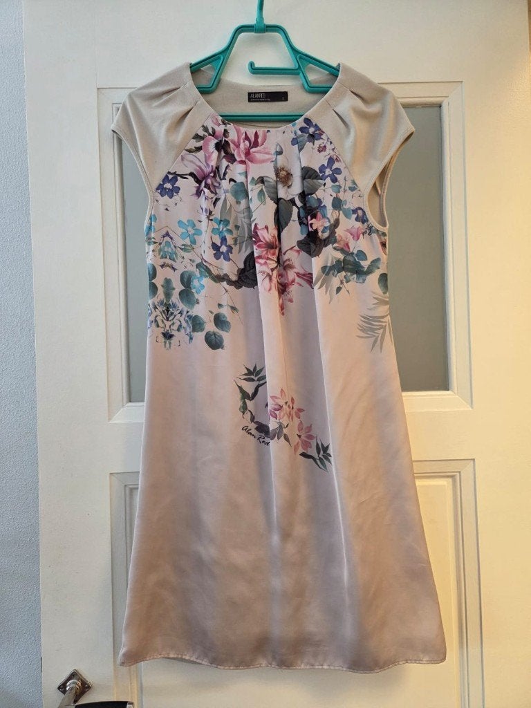 Alan Red Jurk maat S, Beige, Ophalen of Verzenden, Maat 36 (S), Gedragen