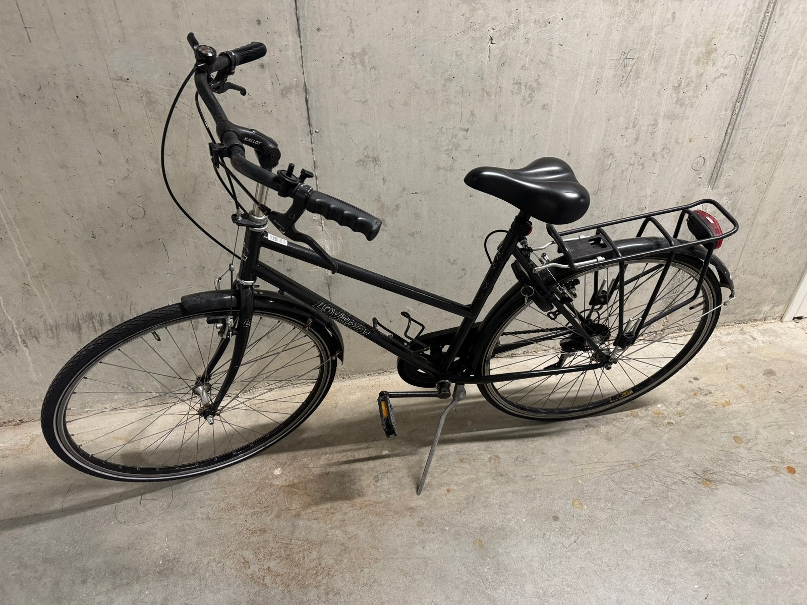 Gebruikte 28 inch Loverdi damesfiets - werkend, Ophalen, Gebruikt, Overige merken, Versnellingen