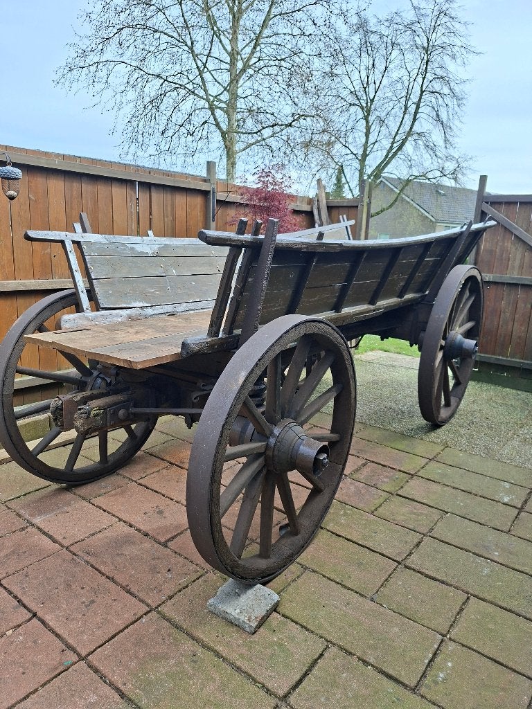 Ouderwetse hooiwagen, Ophalen, Gebruikt