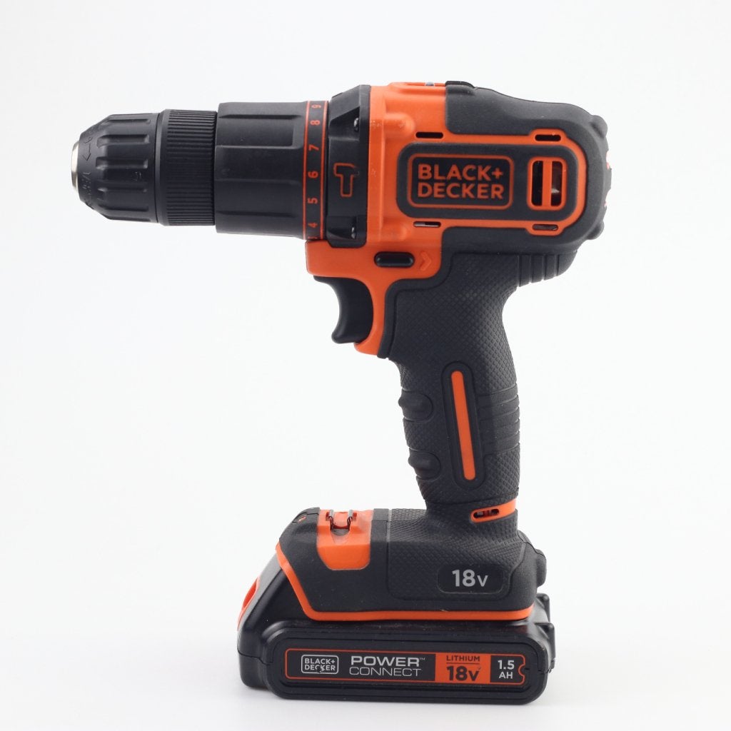 Black & Decker BDCHD18 Boormachine + Accu, Doe-het-zelf en Verbouw, Dewalt, Zo goed als nieuw, Support@dewalt.com, 701 E. Joppa Road
Towson, MD 21286
USA