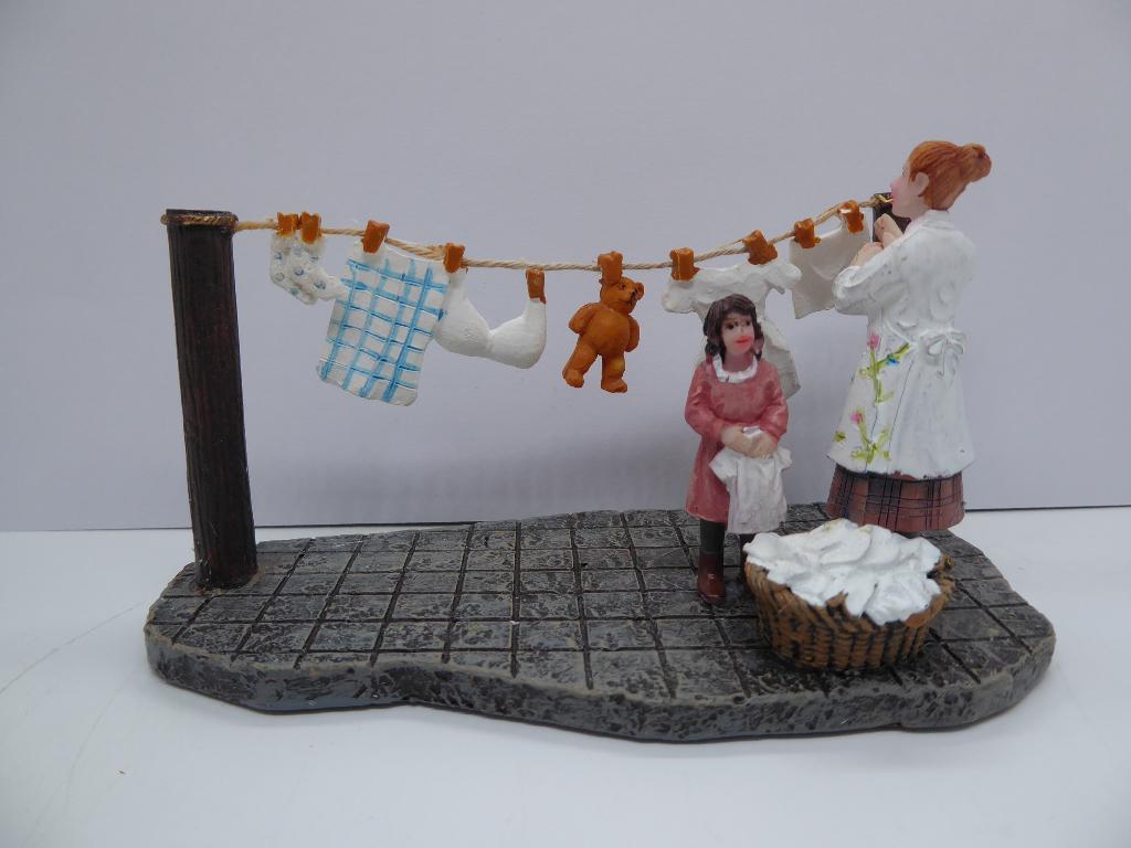 Luville Item - Paula helping mommy - Ik ruim op, Diversen, Kerst, Nieuw, Ophalen of Verzenden