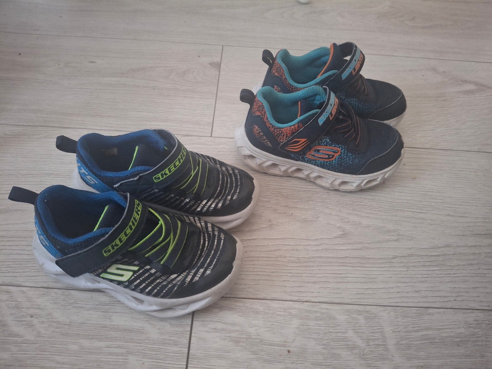 2 paar Sketchers jongensschoenen maat 24, Ophalen, Sketchers, Gebruikt, Schoenen