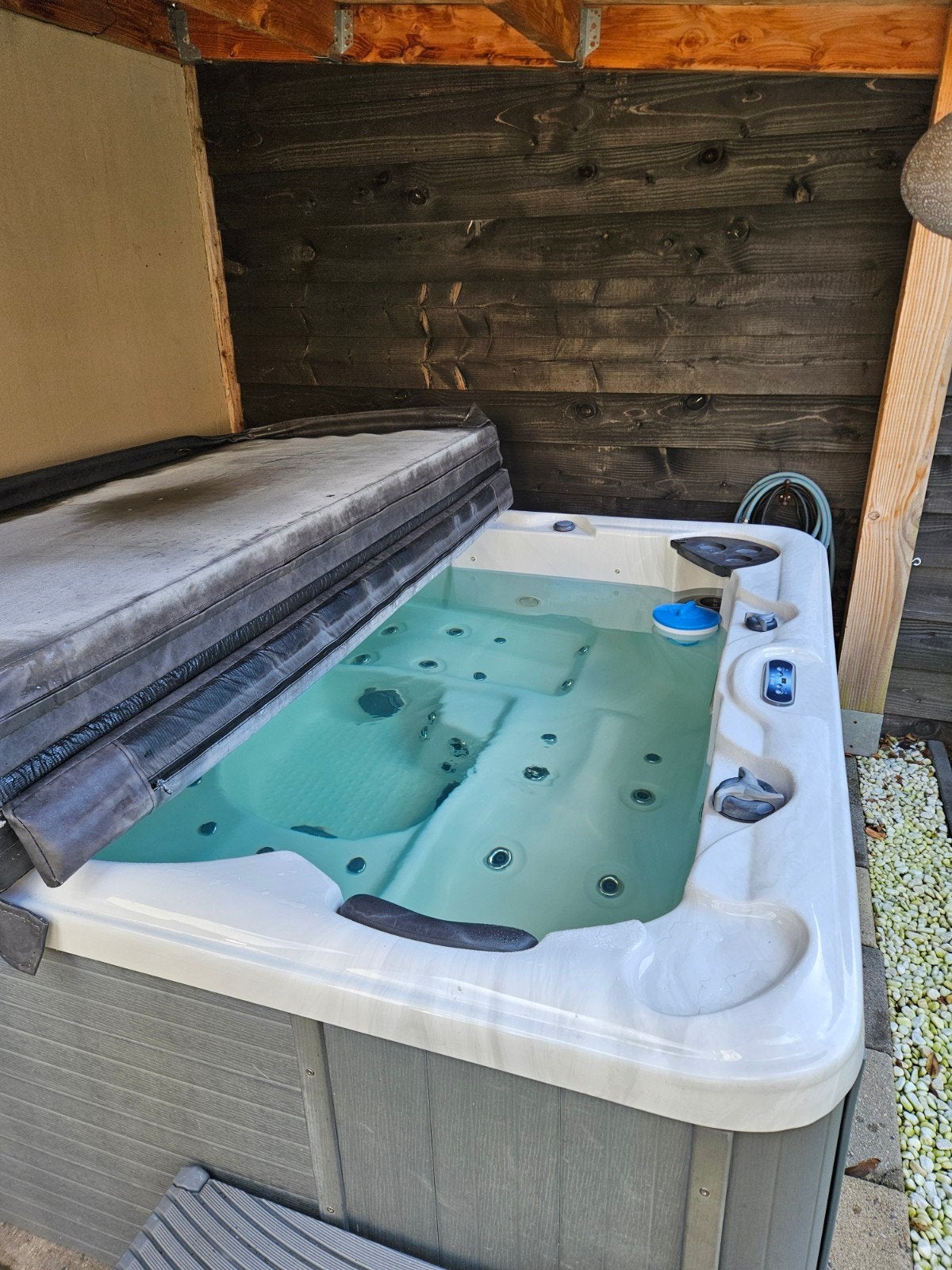 Luxe Balboa Jacuzzi - Zo goed als nieuw, Tuin en Terras, 200 tot 300 cm, Vierkant, Ophalen of Verzenden, Zo goed als nieuw