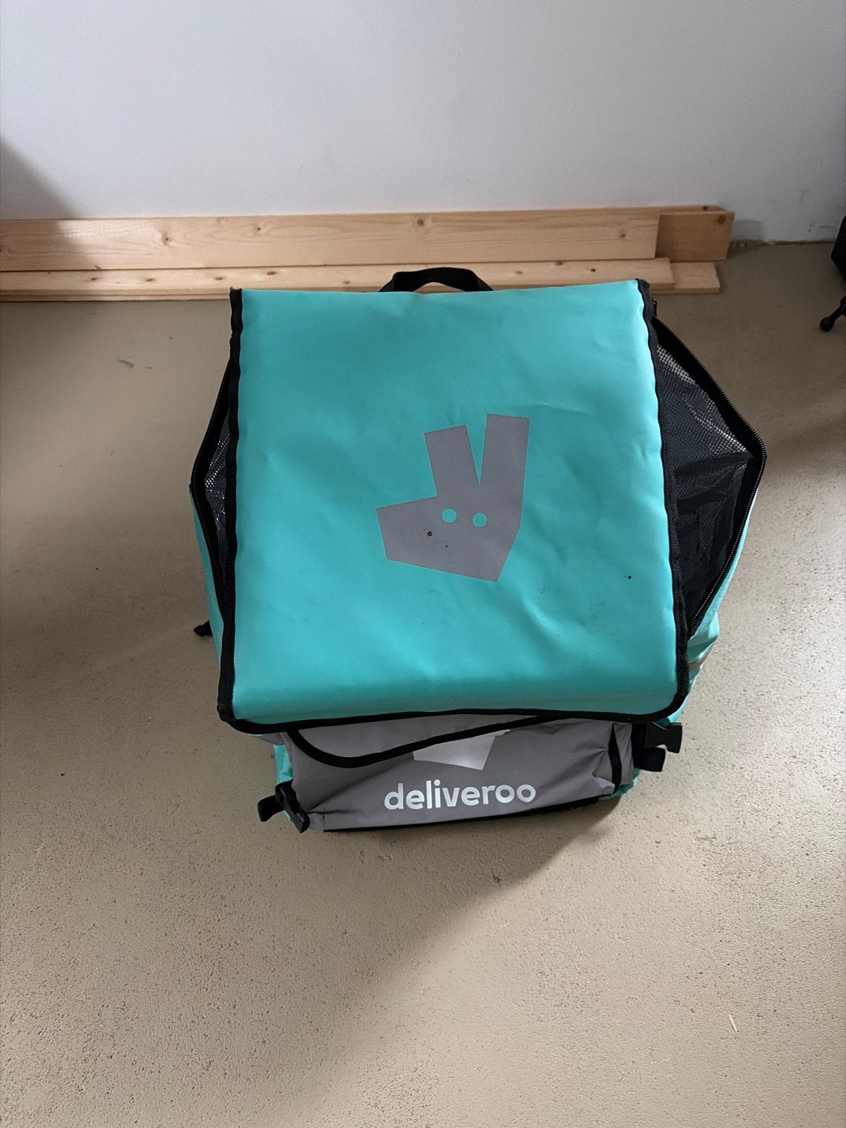 Deliveroo bezorgtas - Zo goed als nieuw, Ophalen of Verzenden, Zo goed als nieuw